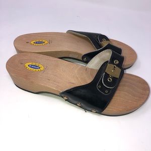 𝅺Dr. Scholl’s original black  wooden sandals size 6